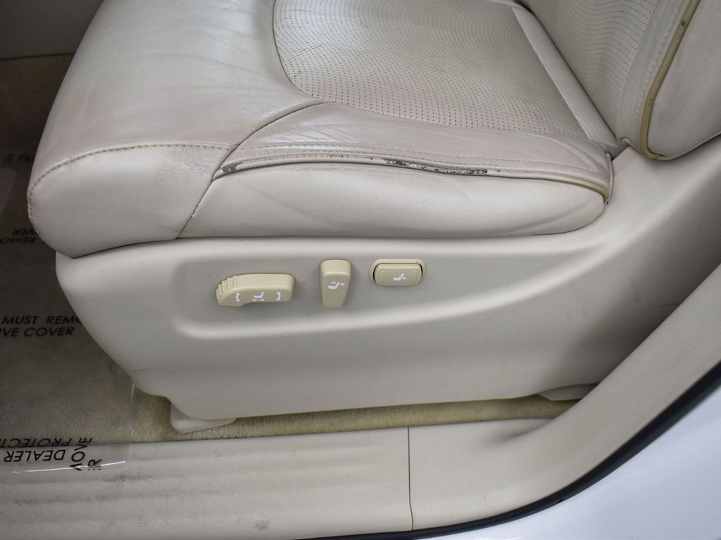 Used 2012 INFINITI QX56 4WD w/ Theater Pkg image 12