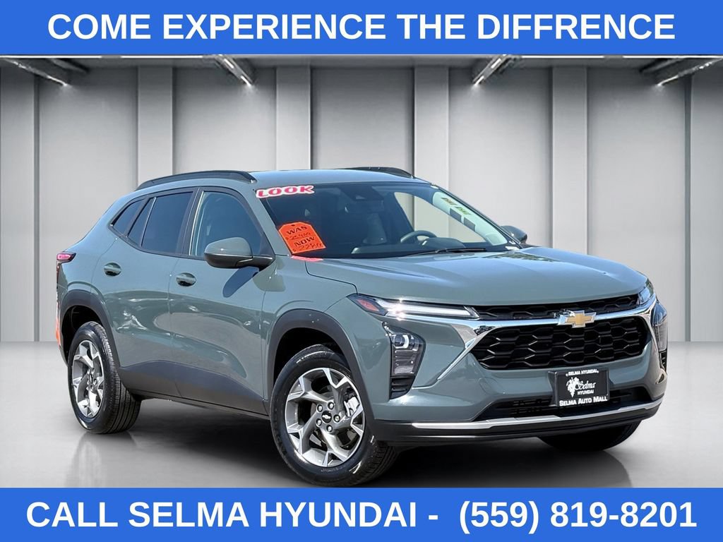 Used 2025 Chevrolet Trax LT FWD video 1