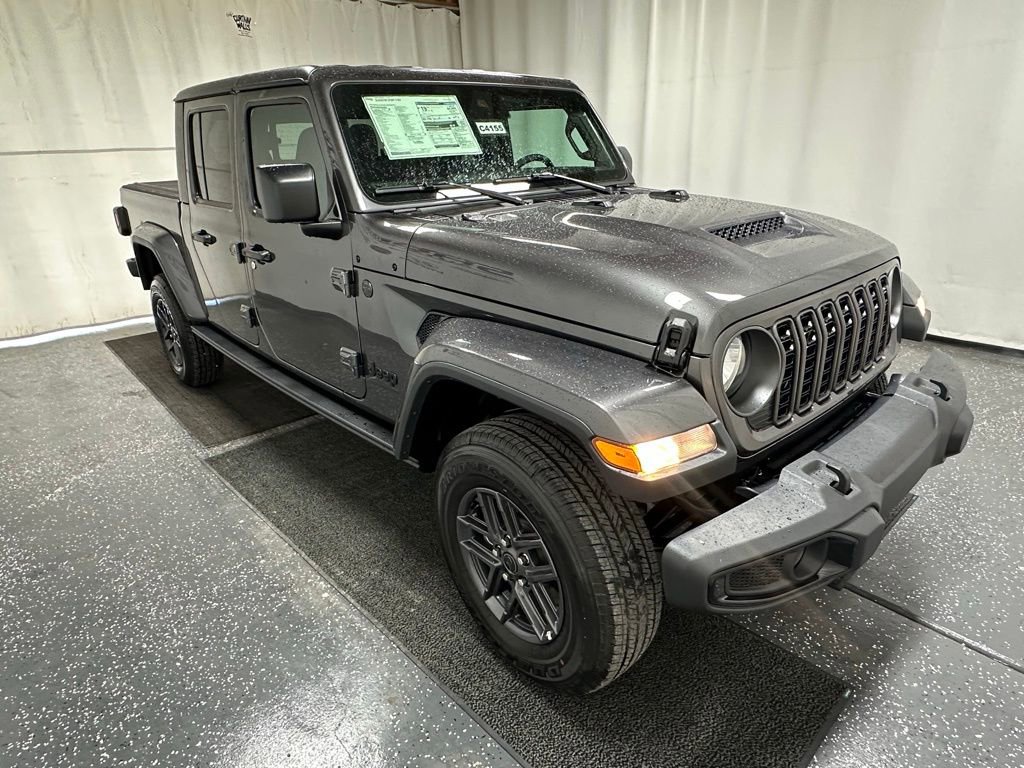 New 2025 Jeep Gladiator Sport AWD/4WD image 2