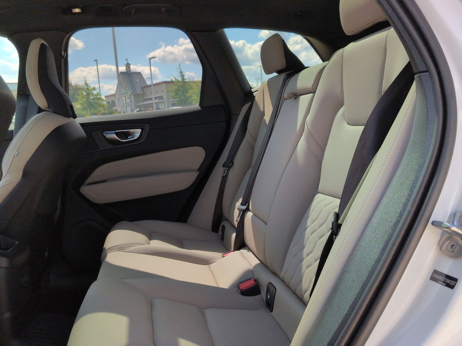 New 2026 Volvo XC60 T8 Plus w/ Protection Package Premier AWD/4WD image 33