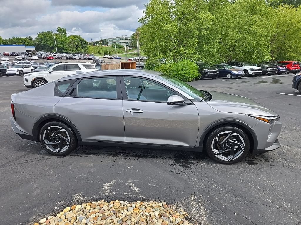 Certified 2025 Kia K4 EX FWD image 2