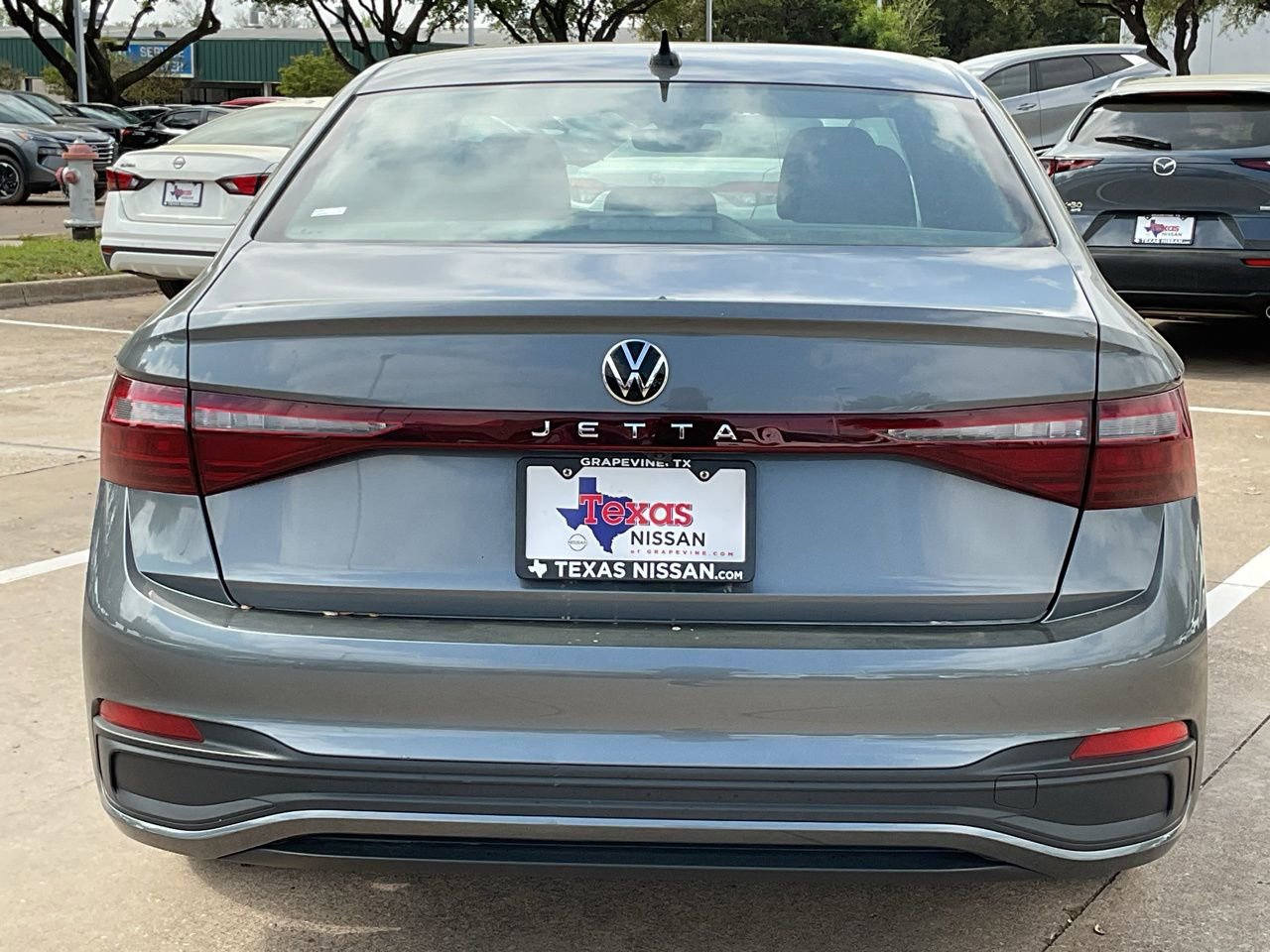 Used 2025 Volkswagen Jetta Sport image 6