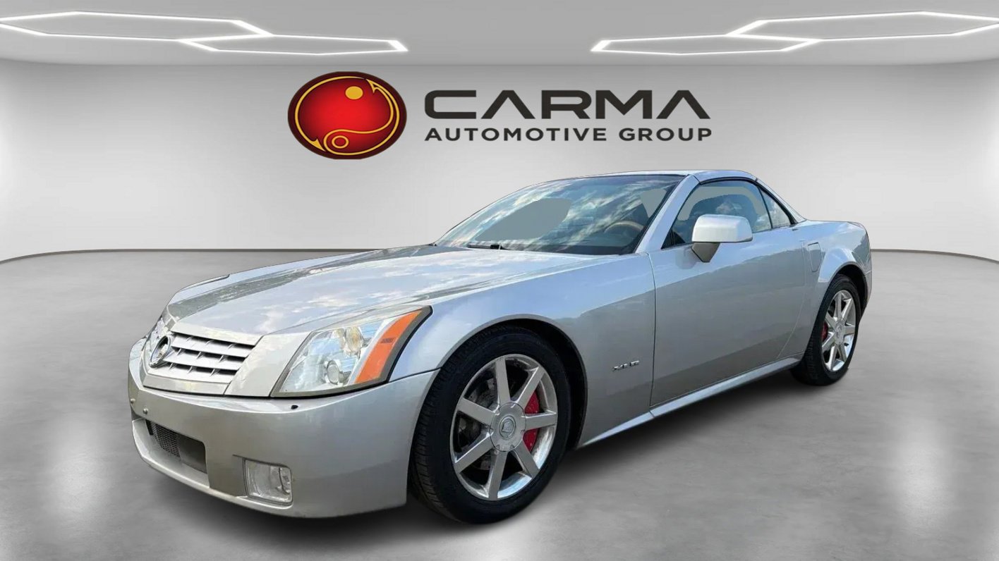 Used 2004 Cadillac XLR RWD image 1
