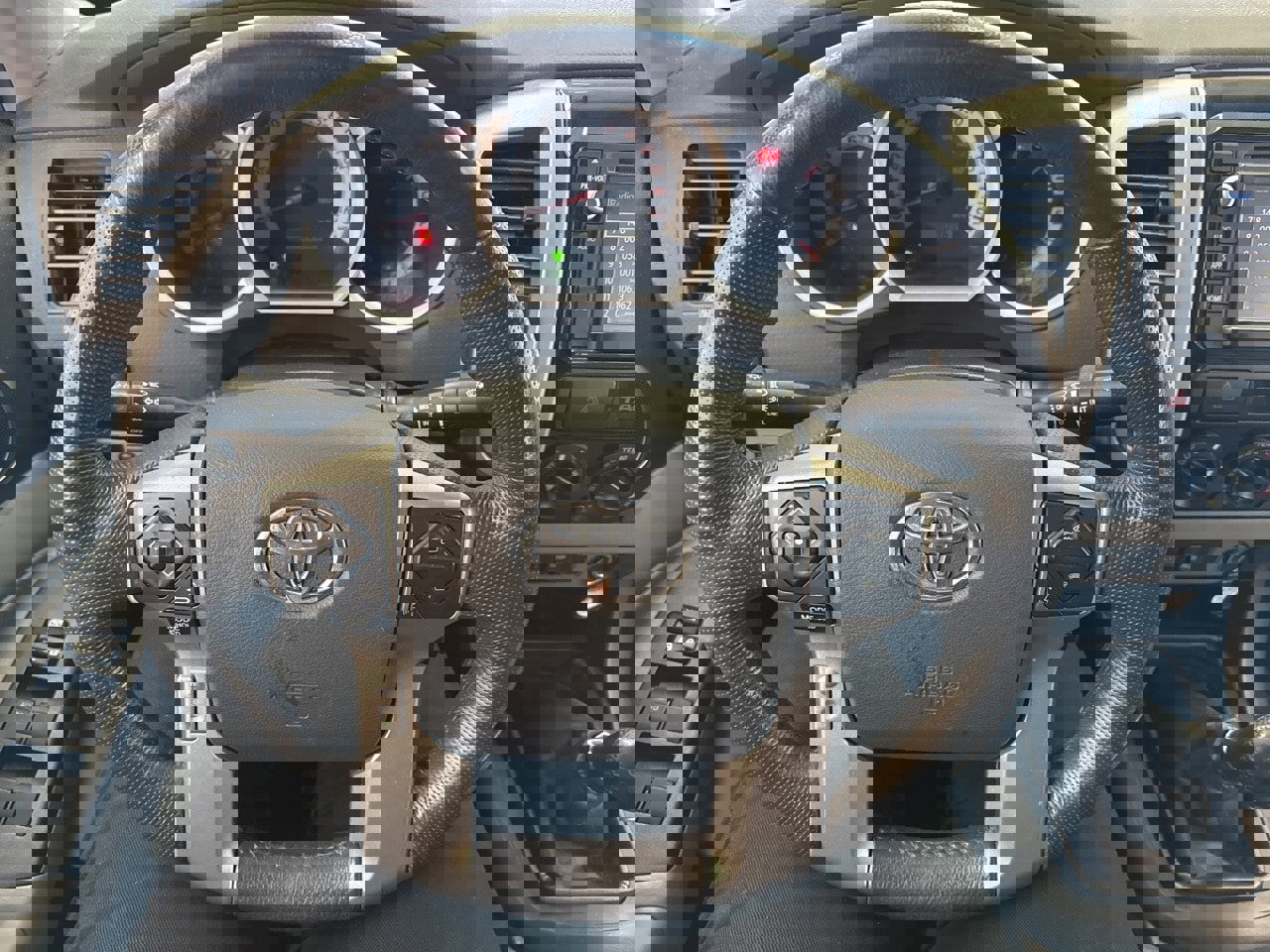 Used 2015 Toyota Tacoma 4x4 Double Cab image 17