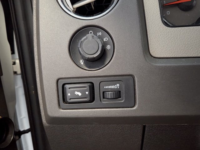Used 2010 Ford F150 XLT AWD/4WD image 27