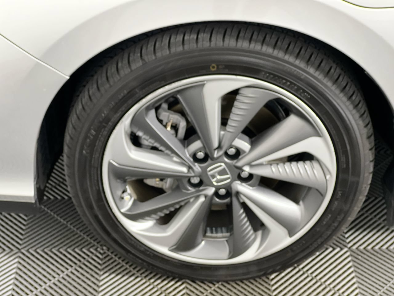Used 2021 Honda Clarity Touring image 7