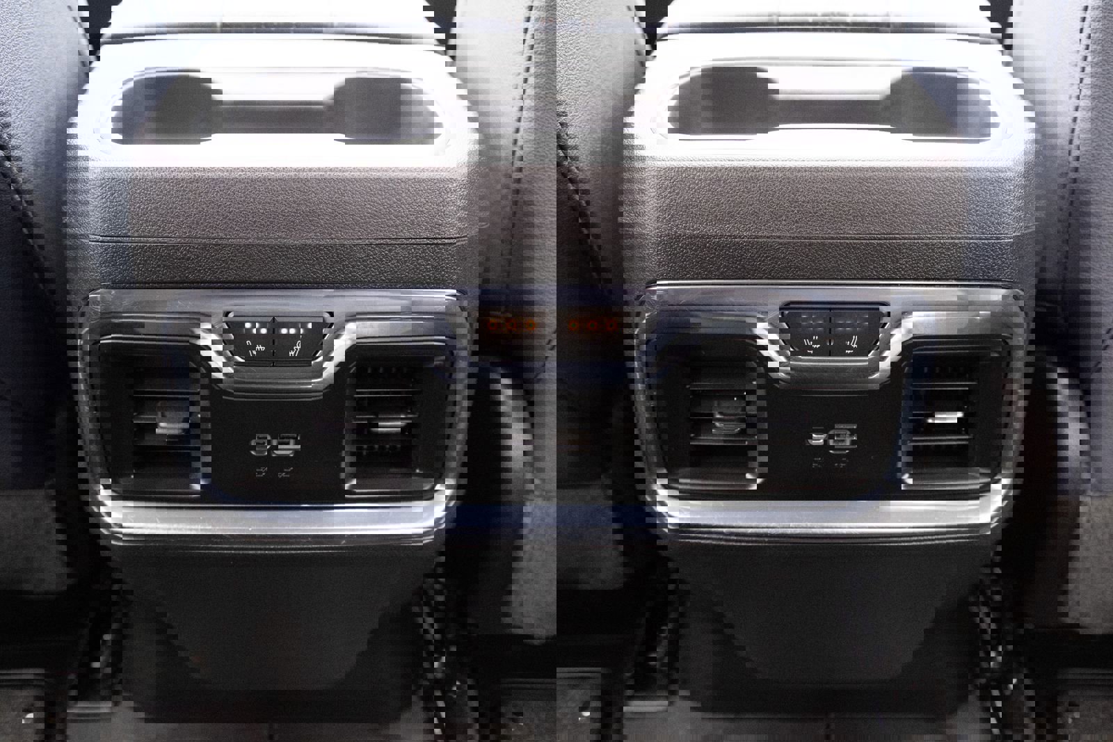 Used 2024 Chevrolet Silverado 1500 High Country w/ Technology Package image 20