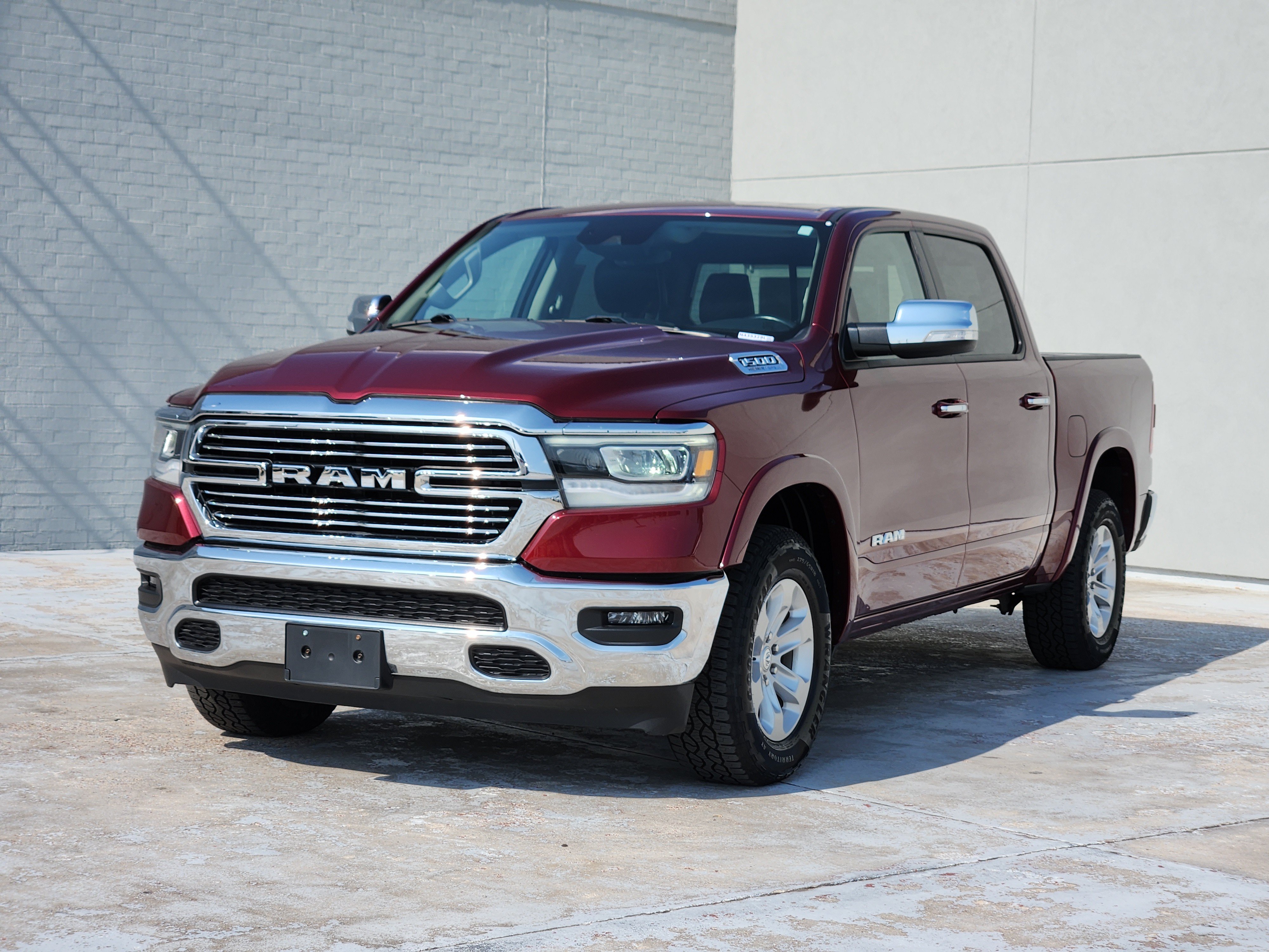Used 2022 RAM 1500 Laramie AWD/4WD image 4
