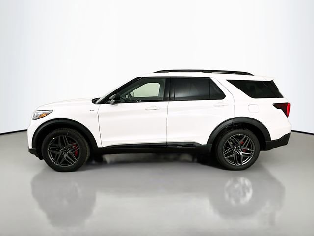 New 2026 Ford Explorer ST-Line w/ ST-Line Street Pack image 4