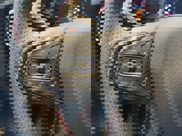 New 2026 Chevrolet Trax RS w/ Sunroof Package image 16