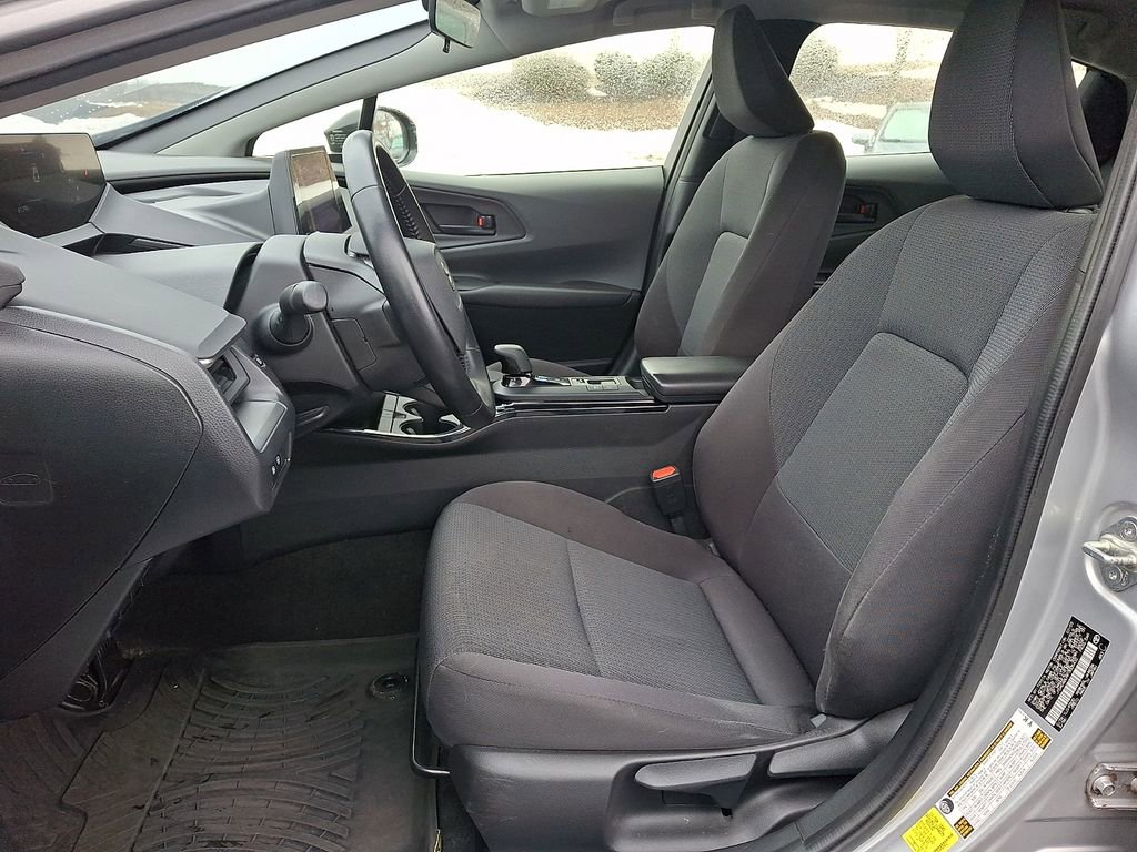 Used 2023 Toyota Prius LE image 15