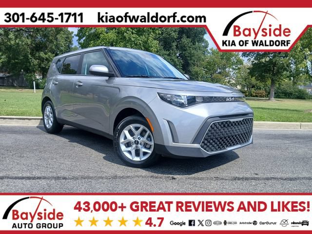Certified 2025 Kia Soul LX w/ LX Technology Package FWD image 1