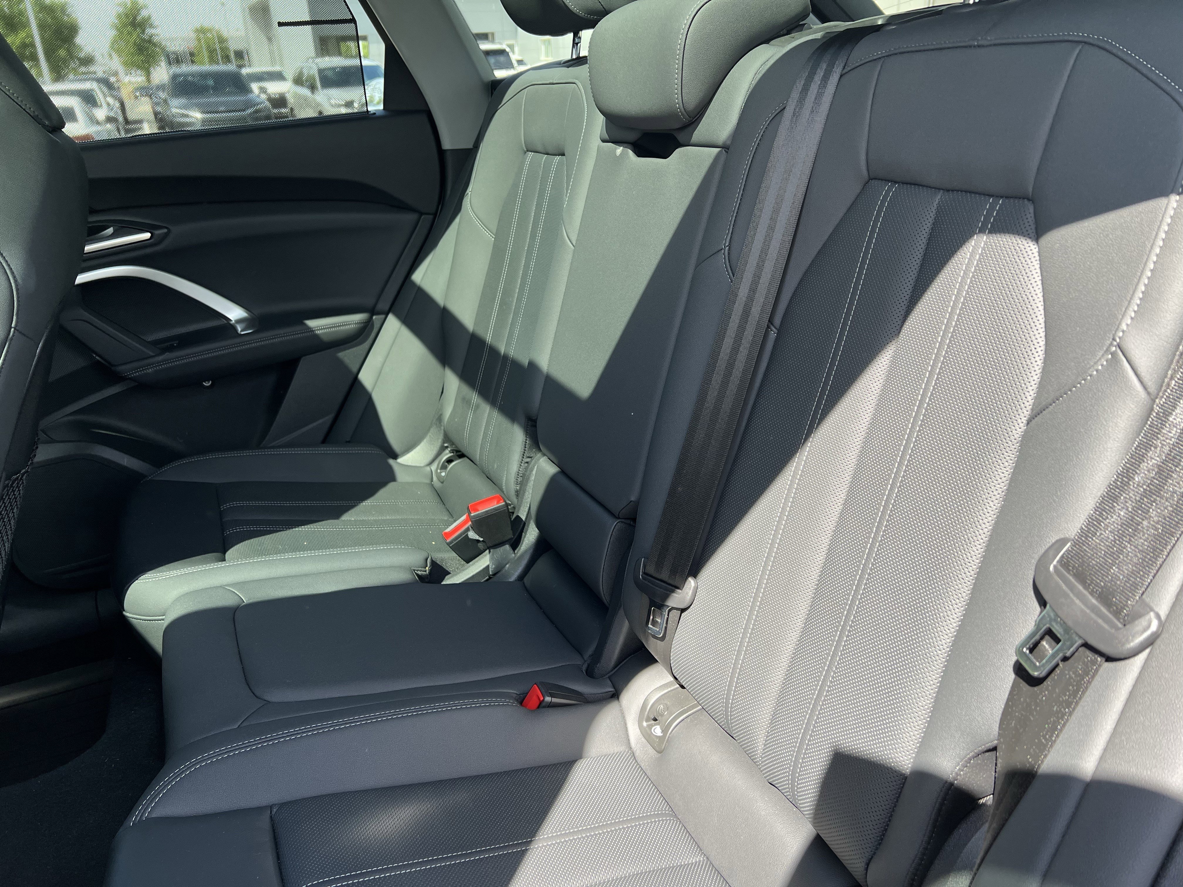 Used 2025 Audi Q5 Premium w/ Premium Plus AWD/4WD image 34