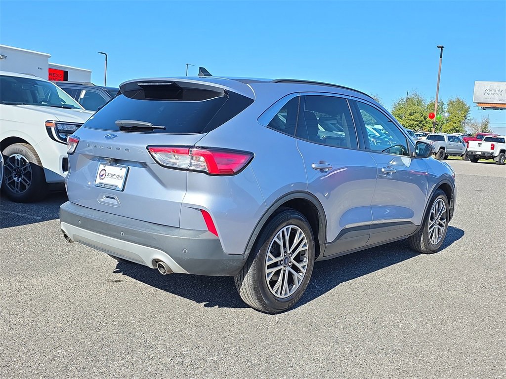 Used 2022 Ford Escape SEL image 5