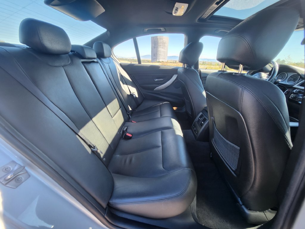 Used 2016 BMW 320i xDrive Sedan AWD/4WD image 13
