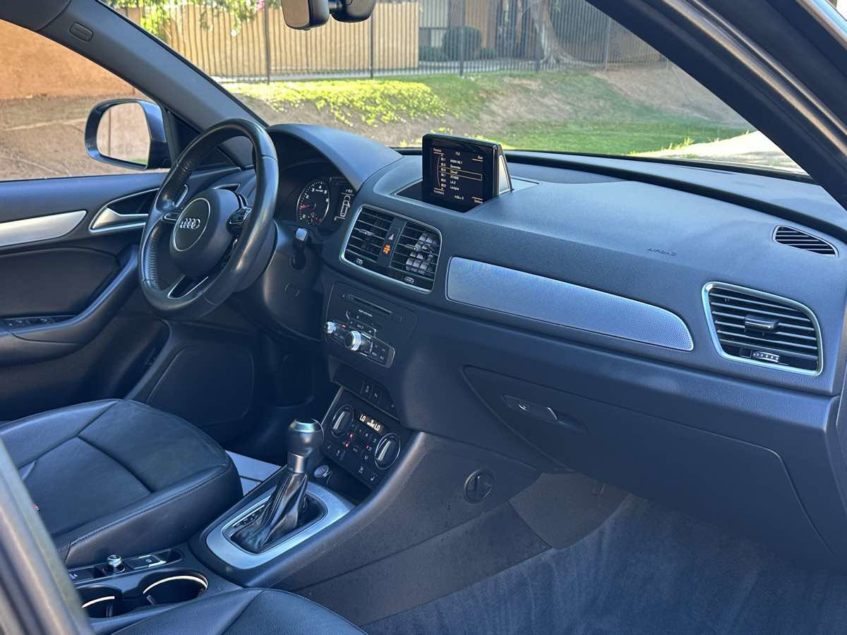 Used 2018 Audi Q3 2.0T Premium w/ Convenience Package FWD image 14