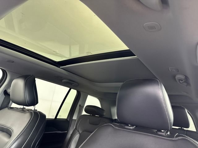 Used 2023 Jeep Grand Cherokee 4WD 4xe image 12