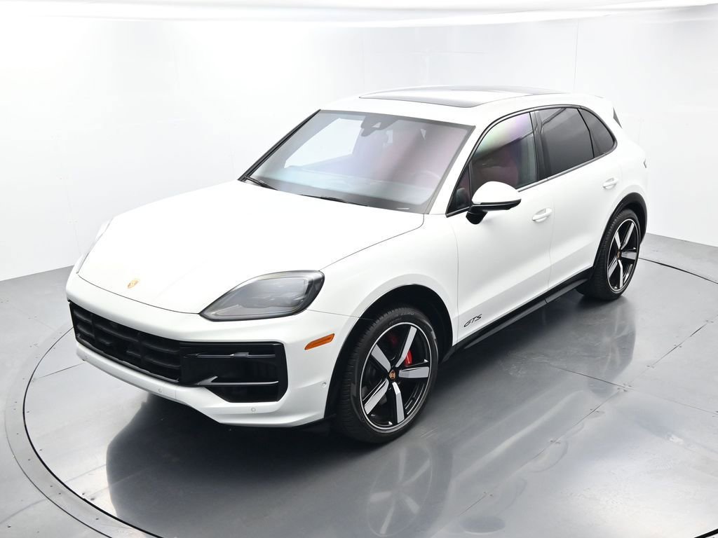 Certified 2026 Porsche Cayenne GTS AWD/4WD image 33