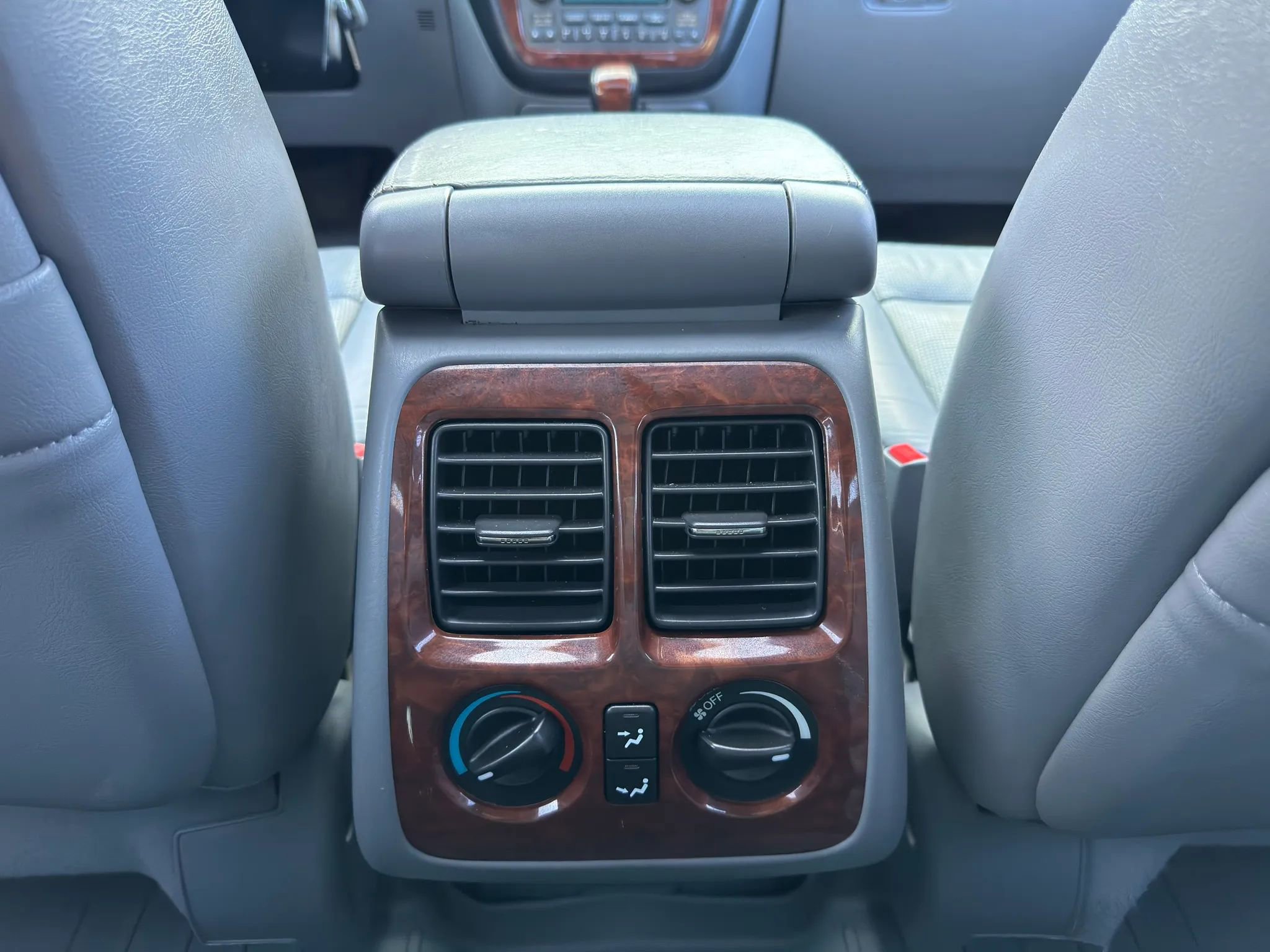 Used 2005 Acura MDX Touring image 9
