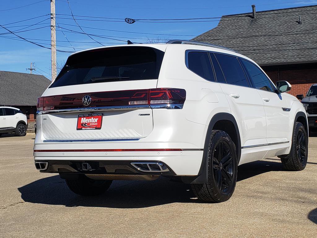 Used 2024 Volkswagen Atlas SEL Premium R-Line image 10