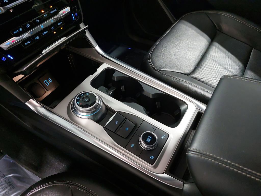 Used 2022 Ford Explorer Limited image 28