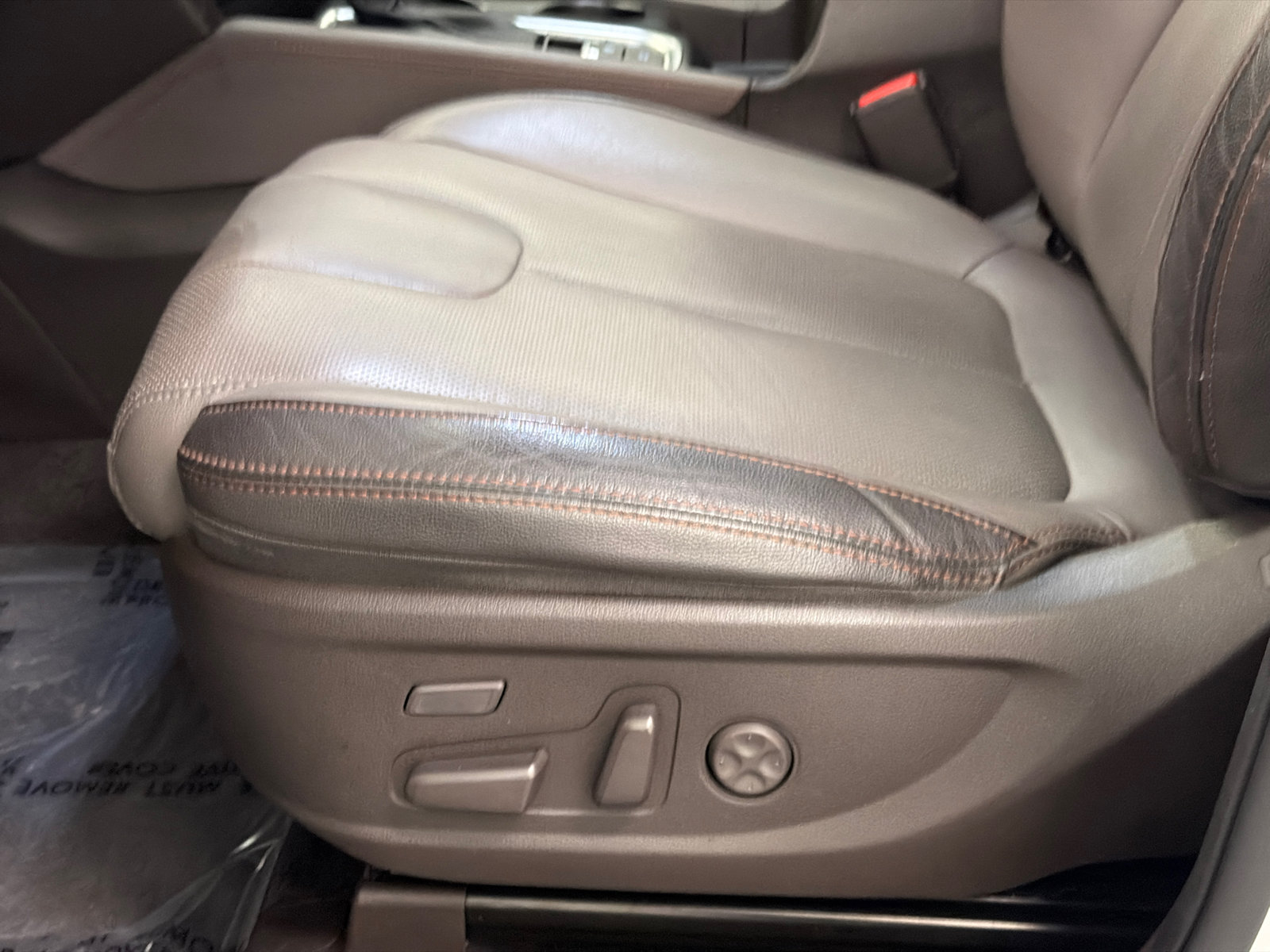 Used 2019 Hyundai Santa Fe FWD image 16