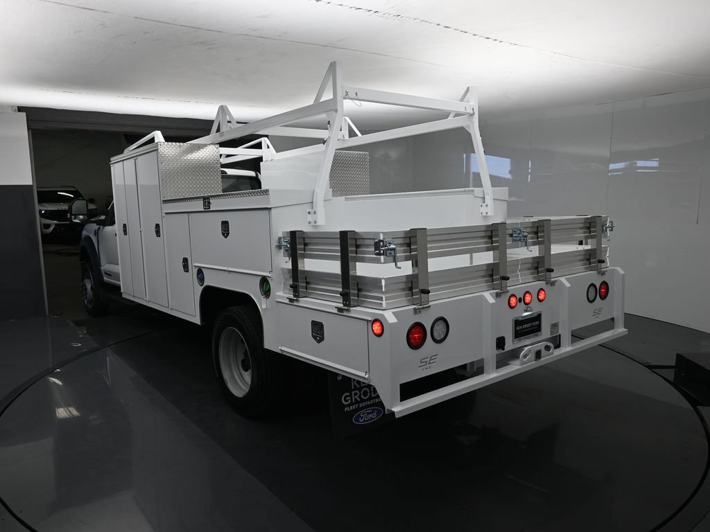 New 2026 Ford F550 2WD Regular Cab Super Duty image 7