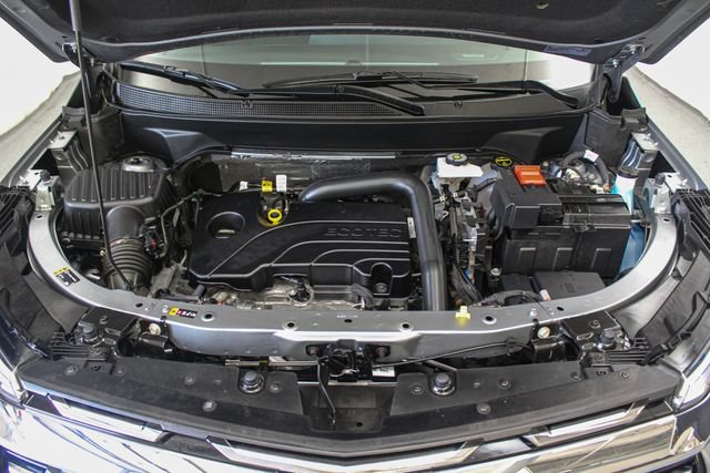 Certified 2026 Chevrolet Equinox LT AWD/4WD image 12