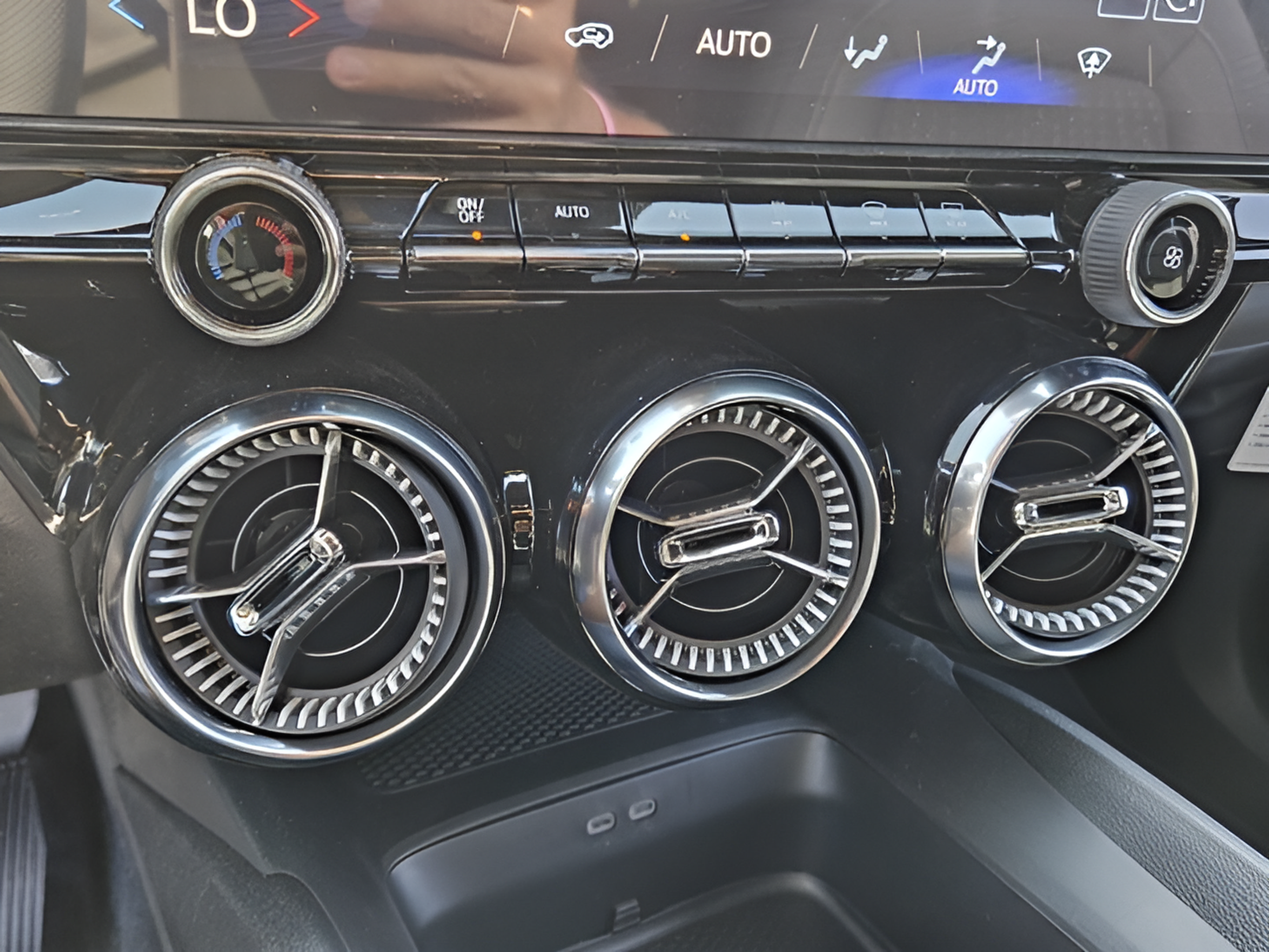 New 2025 Chevrolet Blazer EV LT AWD/4WD image 20