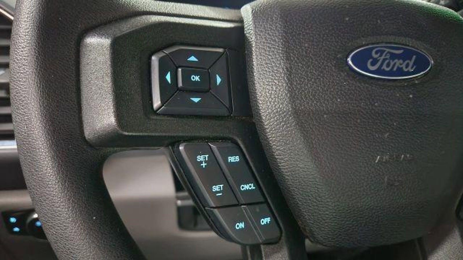 Used 2016 Ford F150 XLT AWD/4WD image 22