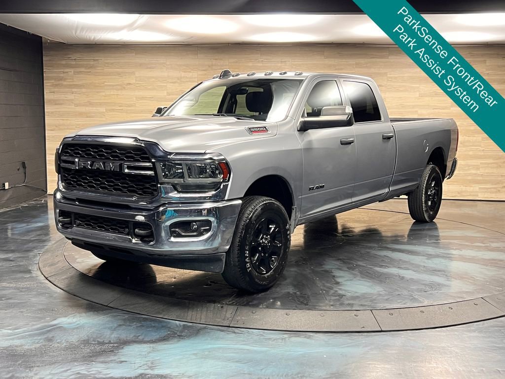 Used 2022 RAM 3500 Big Horn w/ Night Edition image 5