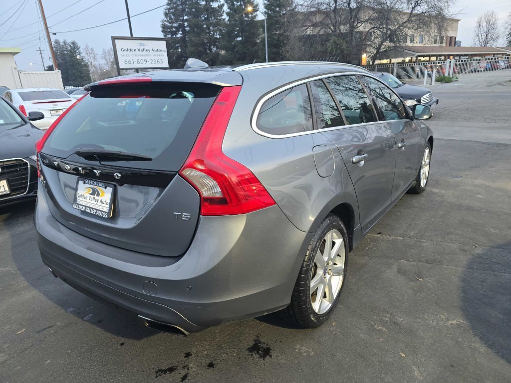 Used 2016 Volvo V60 T5 Premier w/ Convenience Package FWD image 25