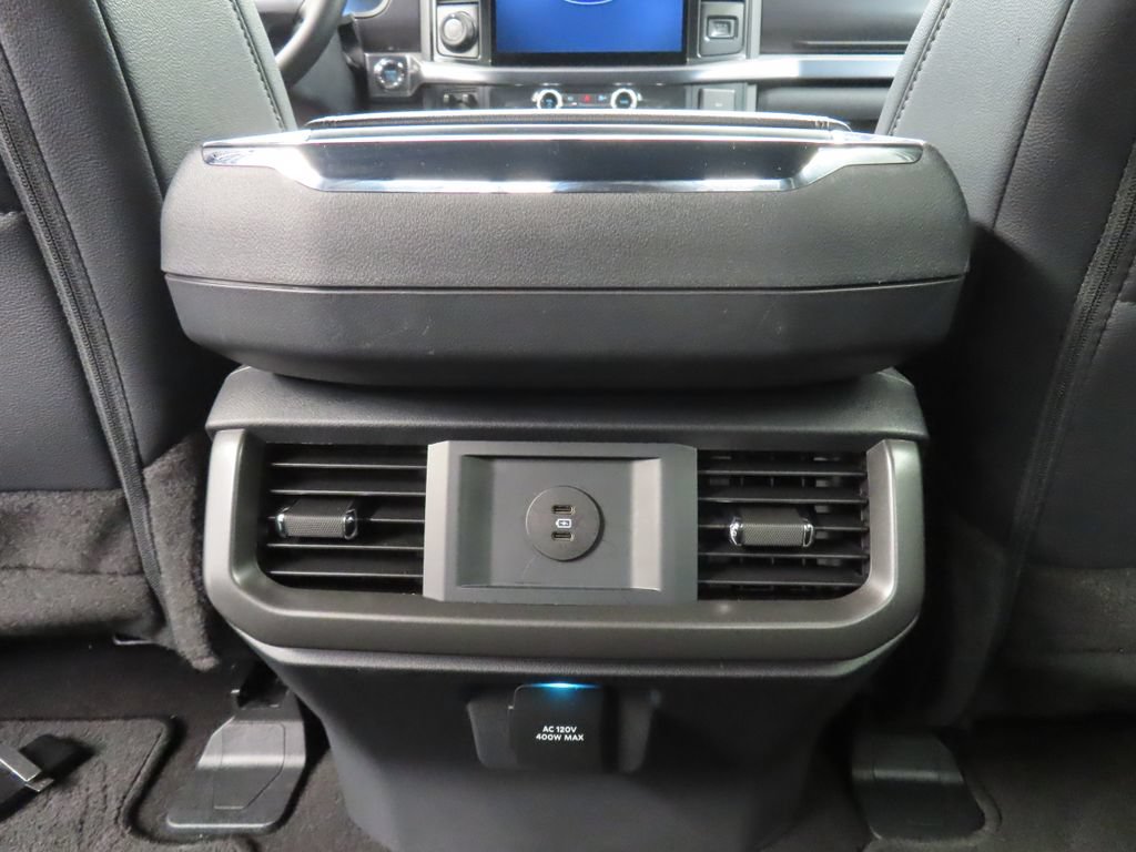 Used 2025 Ford F150 Lariat AWD/4WD image 12