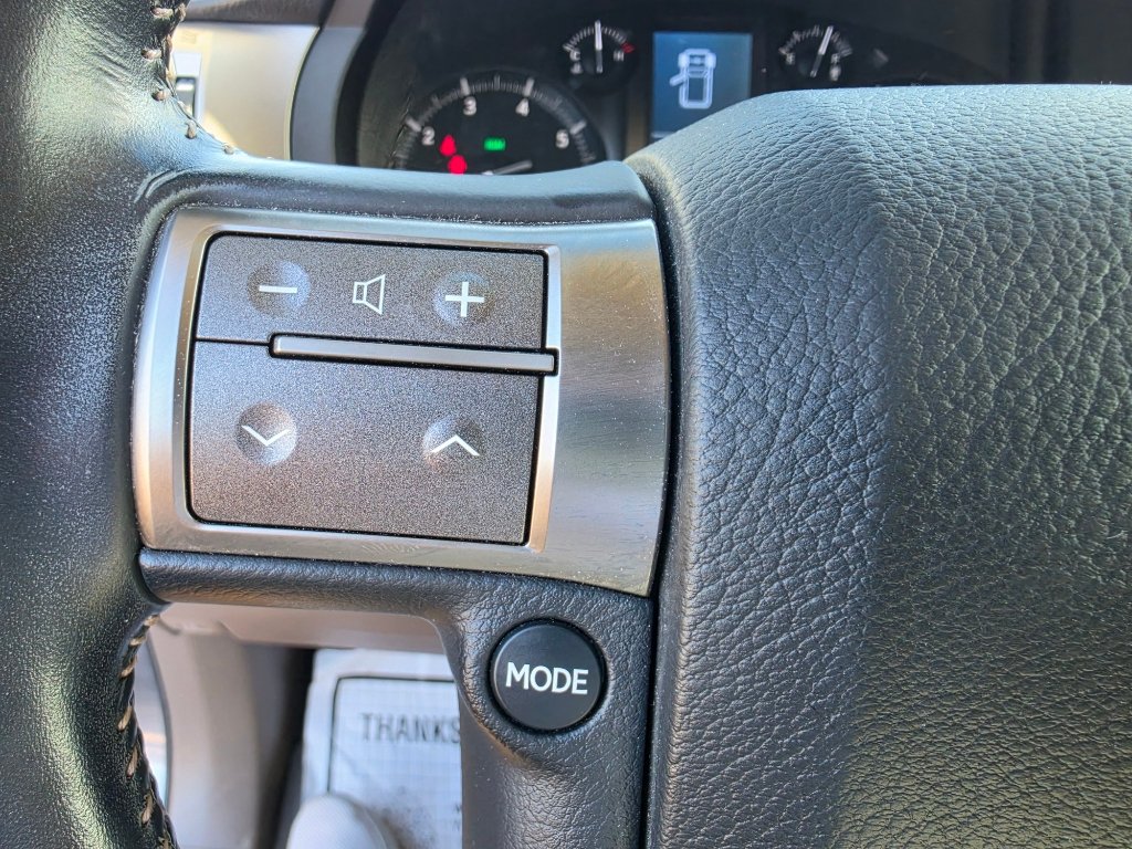 Used 2017 Lexus GX 460 Premium w/ Premium Package AWD/4WD image 25