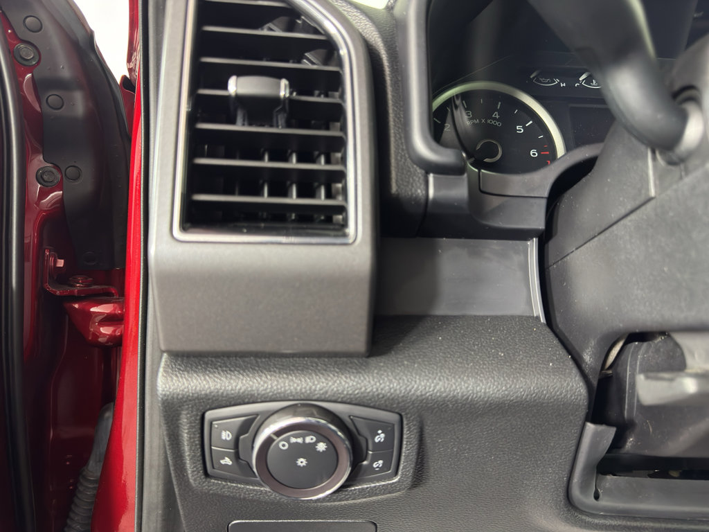 Used 2019 Ford F150 XLT w/ Equipment Group 302A Luxury image 17