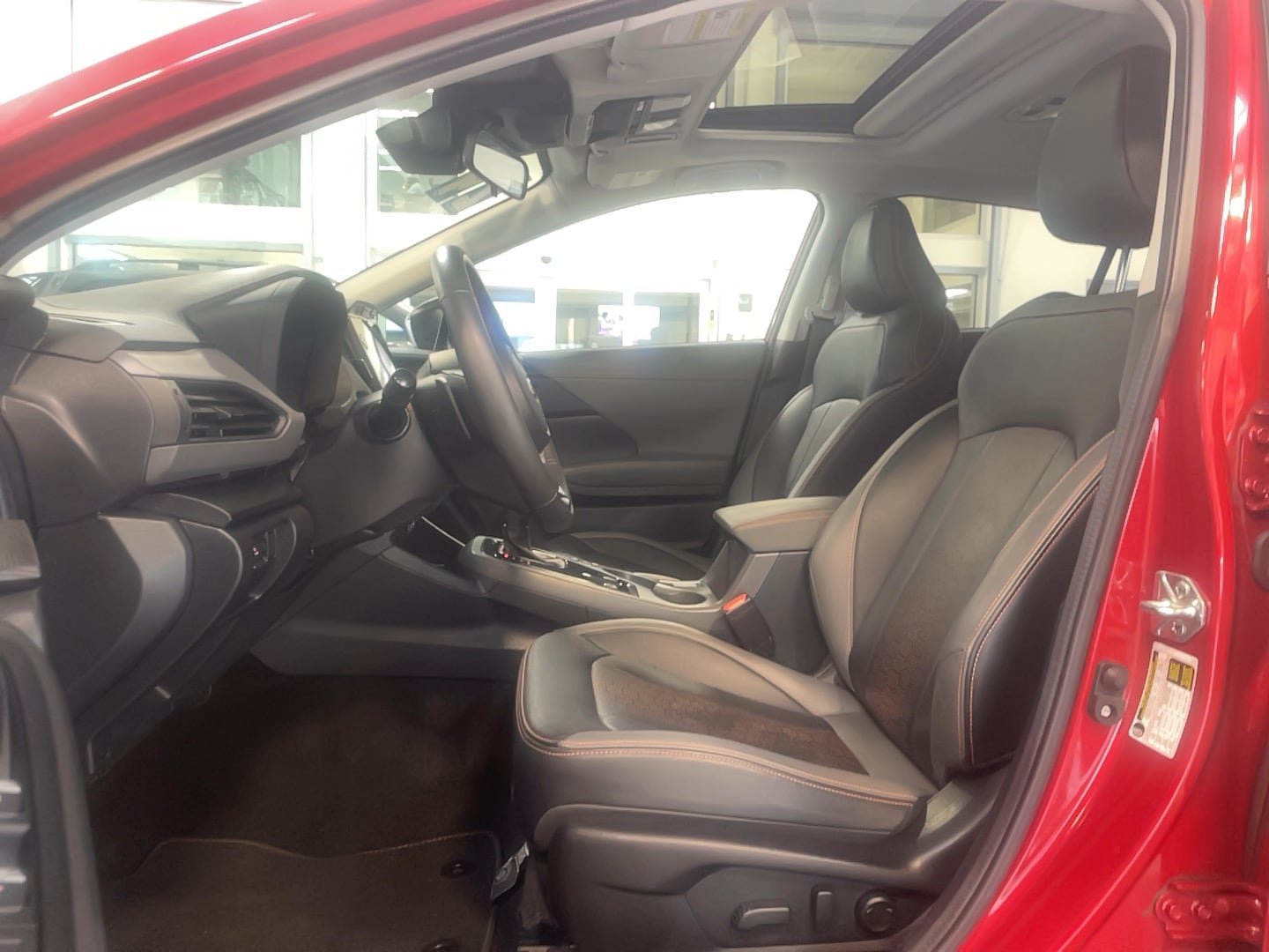 Used 2024 Subaru Crosstrek 2.5i Limited AWD/4WD image 13