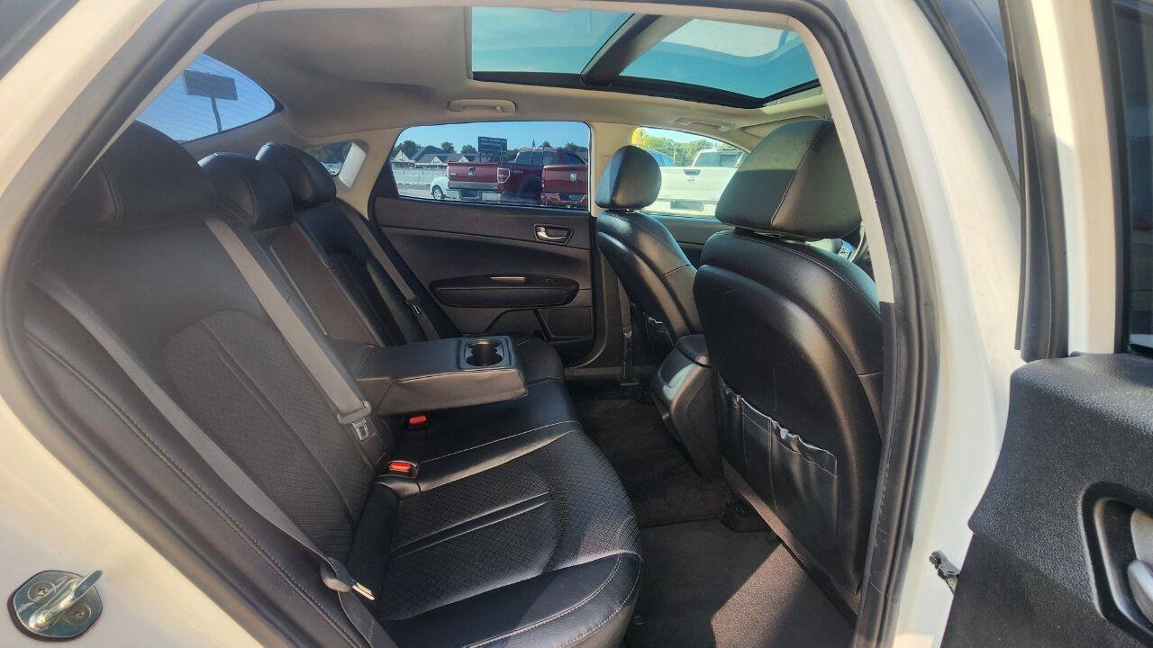 Used 2020 Kia Optima SE FWD image 21