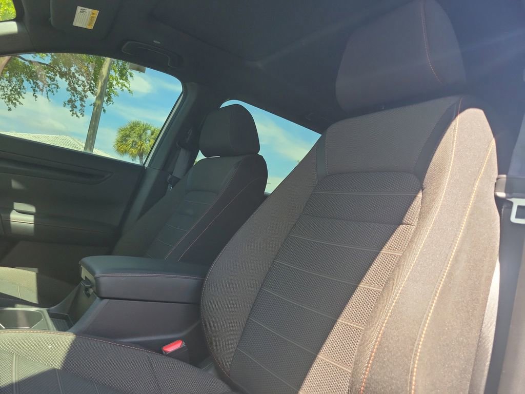 Used 2025 Honda CR-V Sport image 19