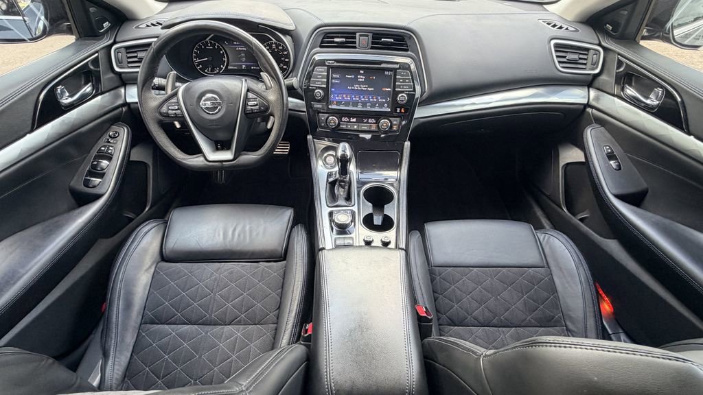 Used 2017 Nissan Maxima SR FWD image 12