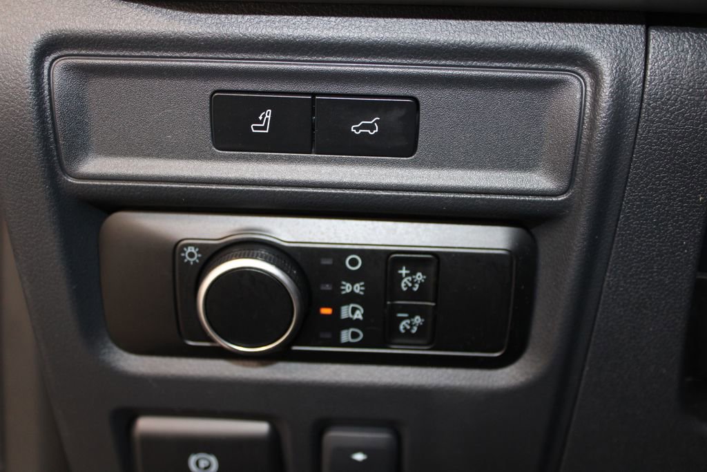 Used 2024 Ford Expedition Max XLT image 46