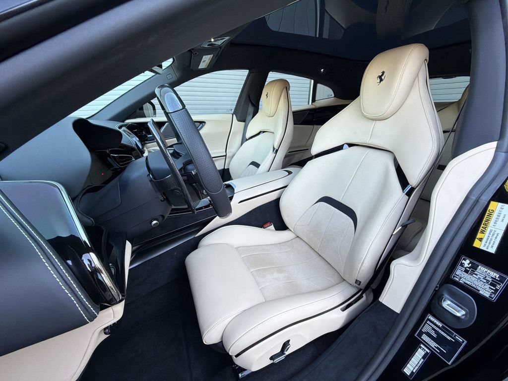Used 2026 Ferrari Purosangue AWD/4WD image 11