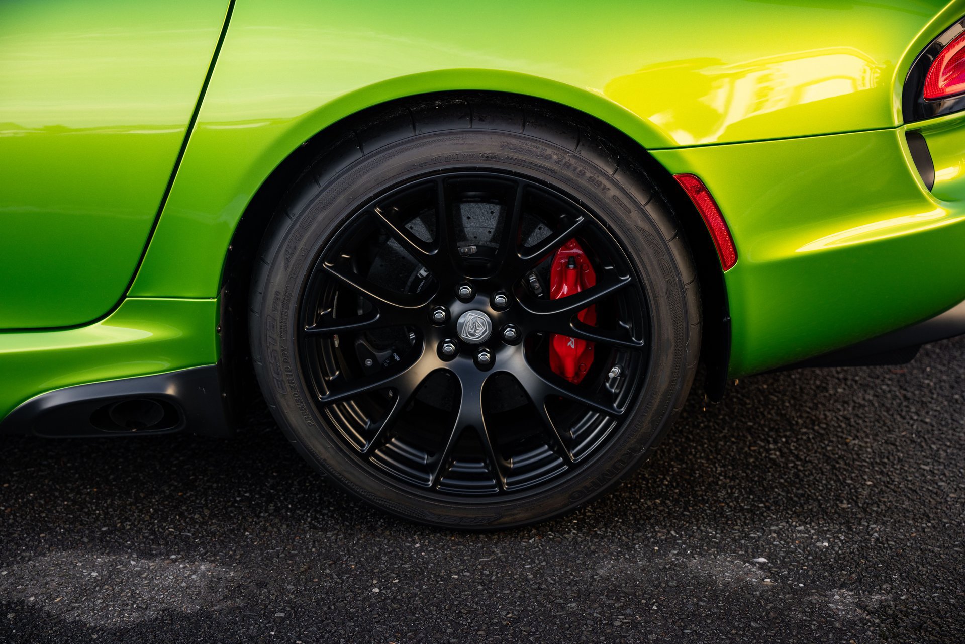 Used 2017 Dodge Viper GTC w/ ACR Package image 31