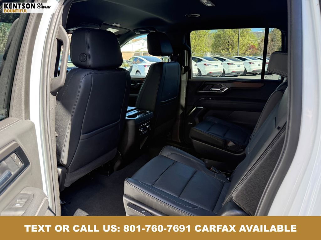 Used 2025 GMC Yukon XL Denali image 35