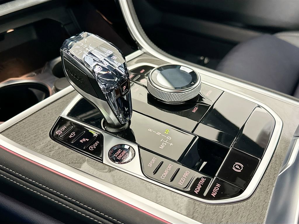 Used 2023 BMW 840i Coupe w/ Driving Assistance Package image 17