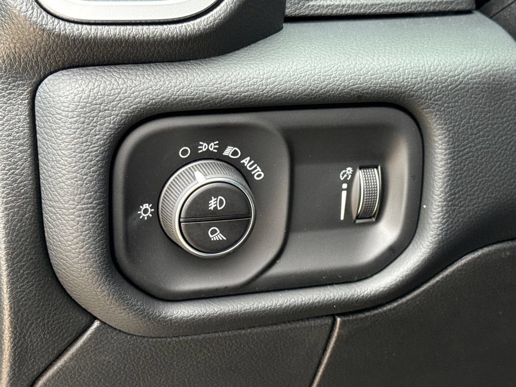 New 2026 RAM 3500 Lone Star AWD/4WD image 22