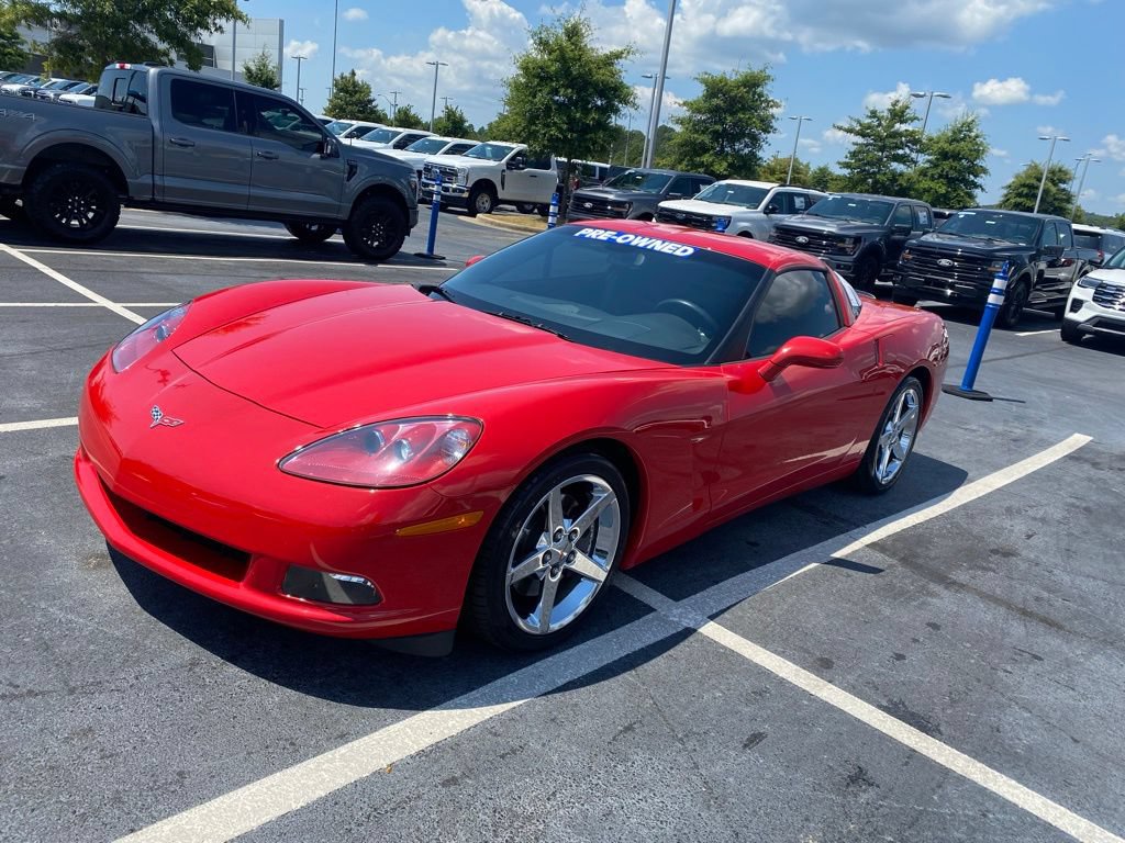 Used 2007 Chevrolet Corvette Coupe RWD image 3