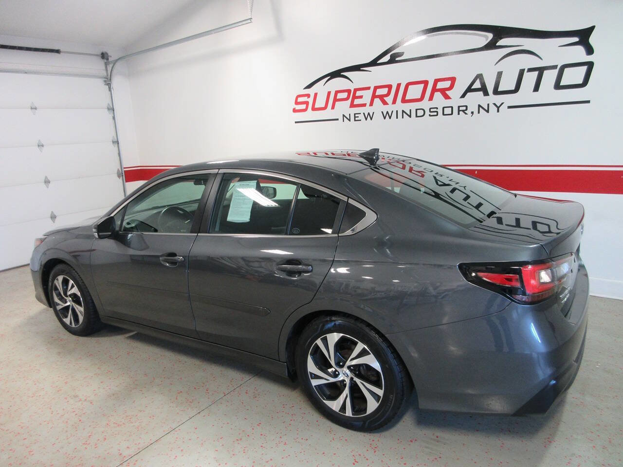 Used 2021 Subaru Legacy Premium AWD/4WD image 3