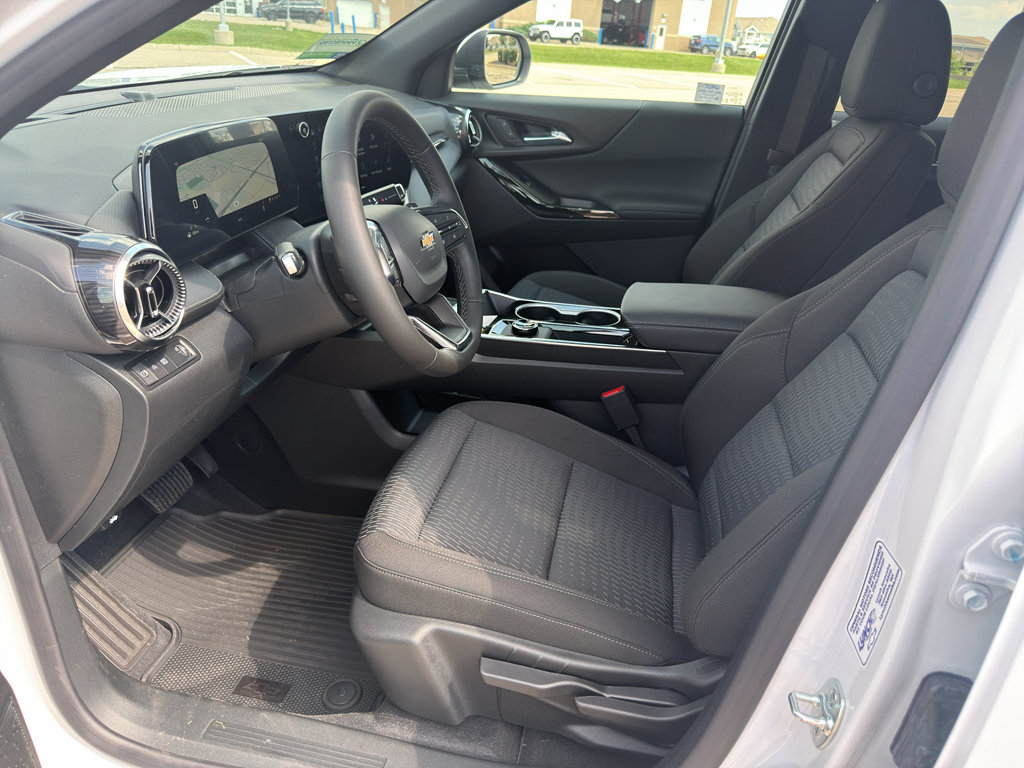 New 2027 Chevrolet Equinox LT FWD image 12