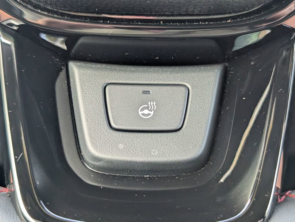 Used 2025 Honda Pilot Black Edition image 29