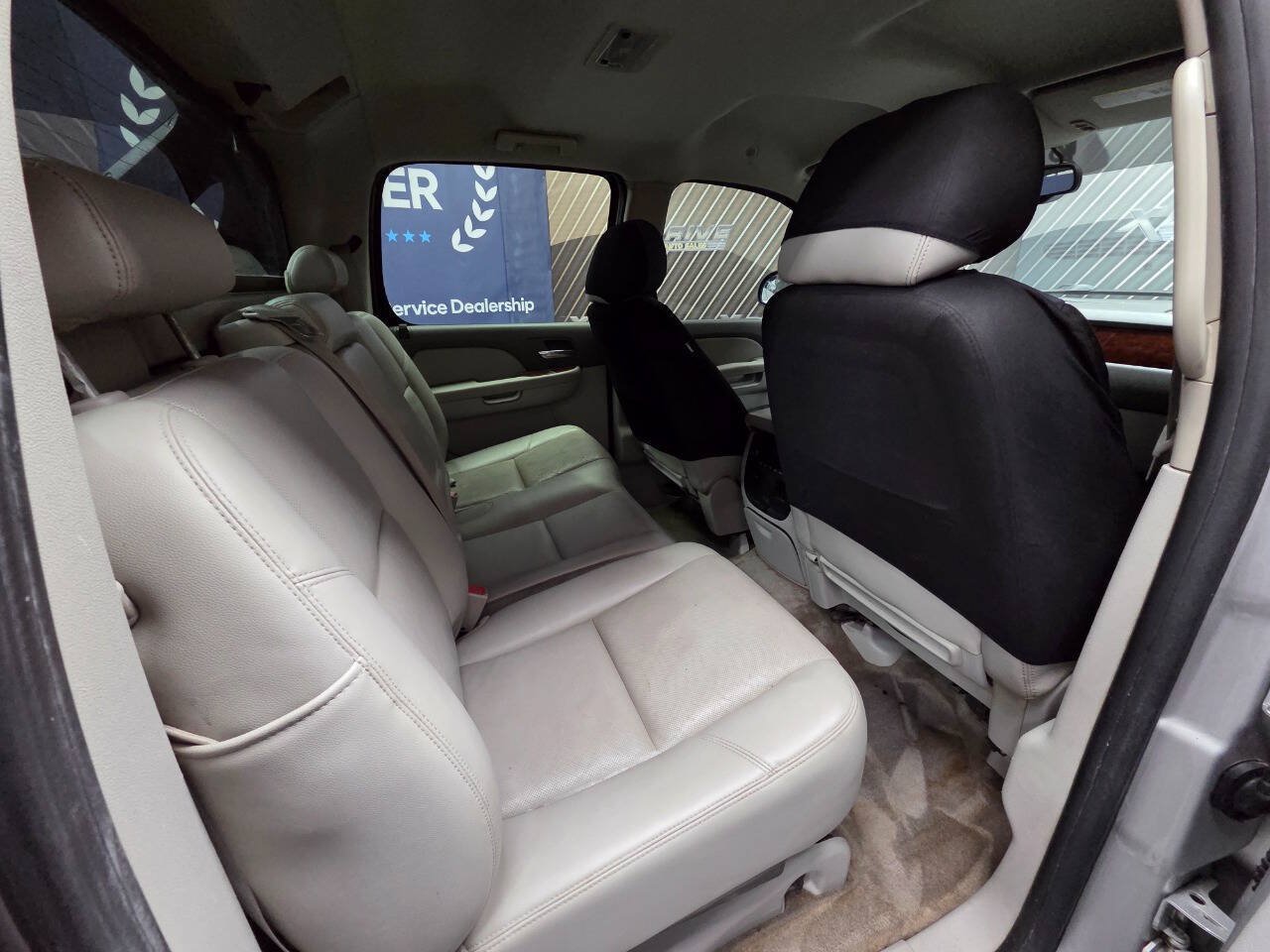 Used 2011 Chevrolet Avalanche LTZ RWD image 26